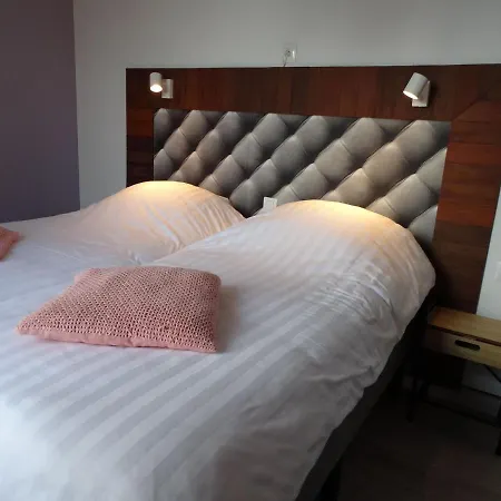 Modern Mansion In Tarn With Pool, Impressive Location 別荘 Rabastens